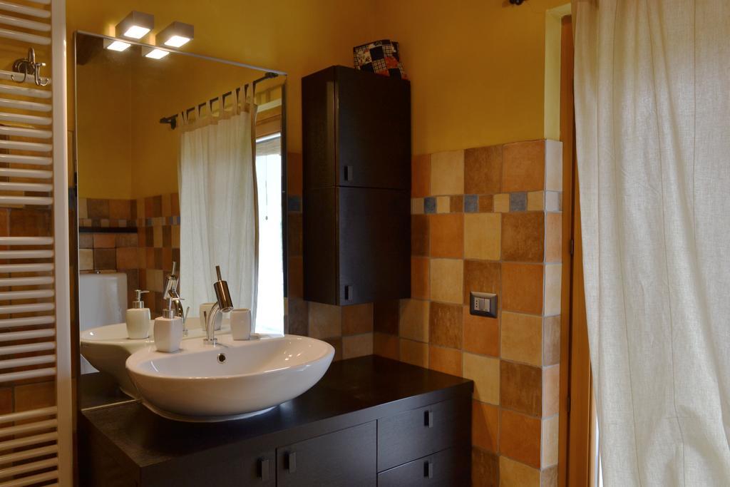 Holiday Home Ca' Del Cinema Mombercelli Room photo